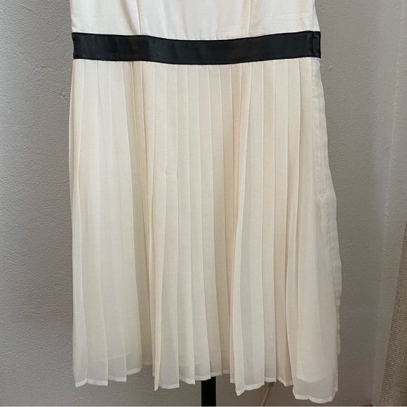 H&M Dress, Women’s Size 14 - Picture 4 of 11